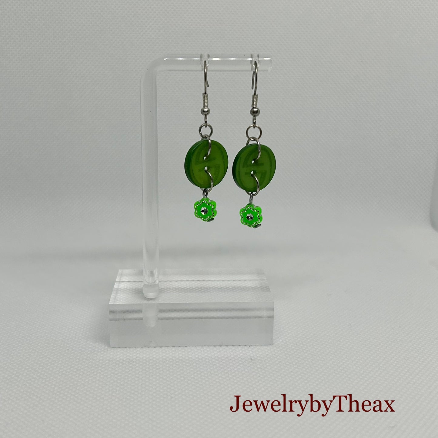 Short Vintage Button Dangle Earrings